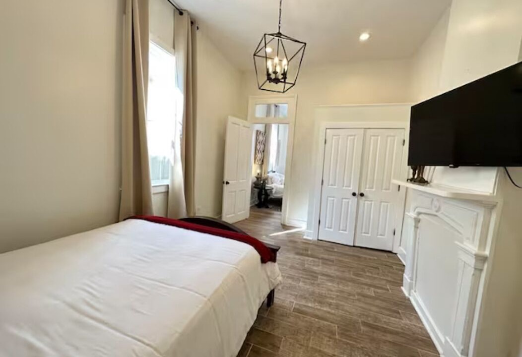 Photo of Bedroom in Mid-City