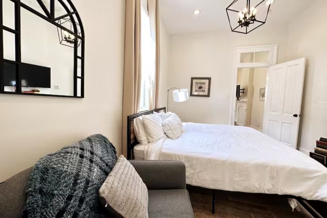 Photo of Bedroom in Mid-City