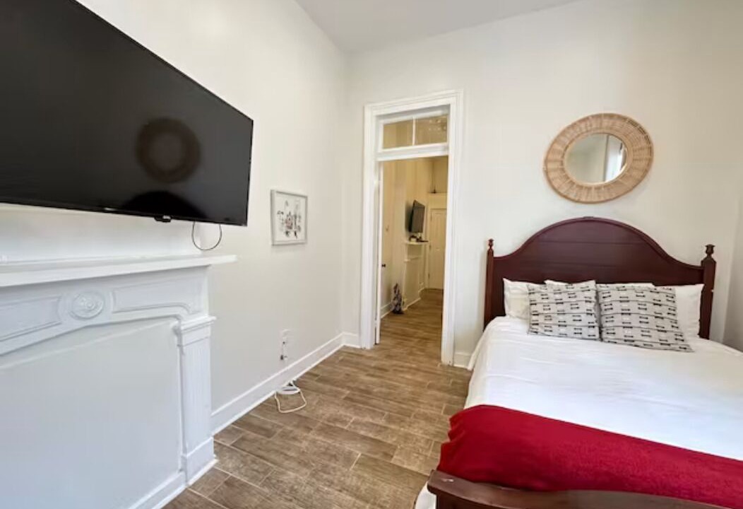Photo of Bedroom in Mid-City