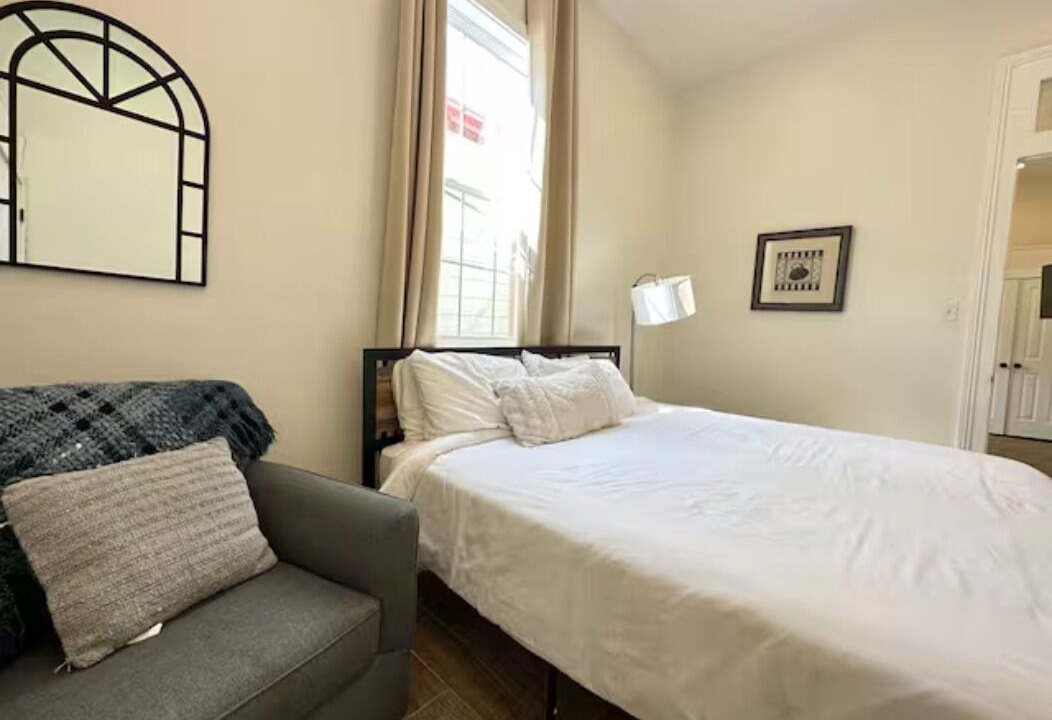 Photo of Bedroom in Mid-City