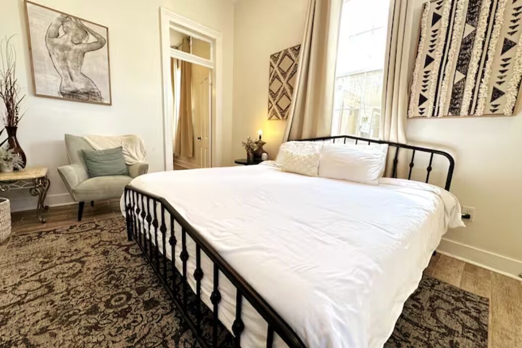 Photo of Bedroom in Mid-City
