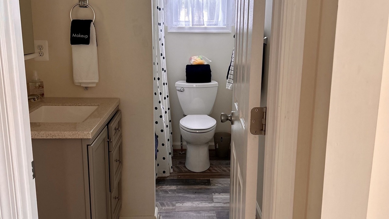 Photo of Bathroom in Shady Side