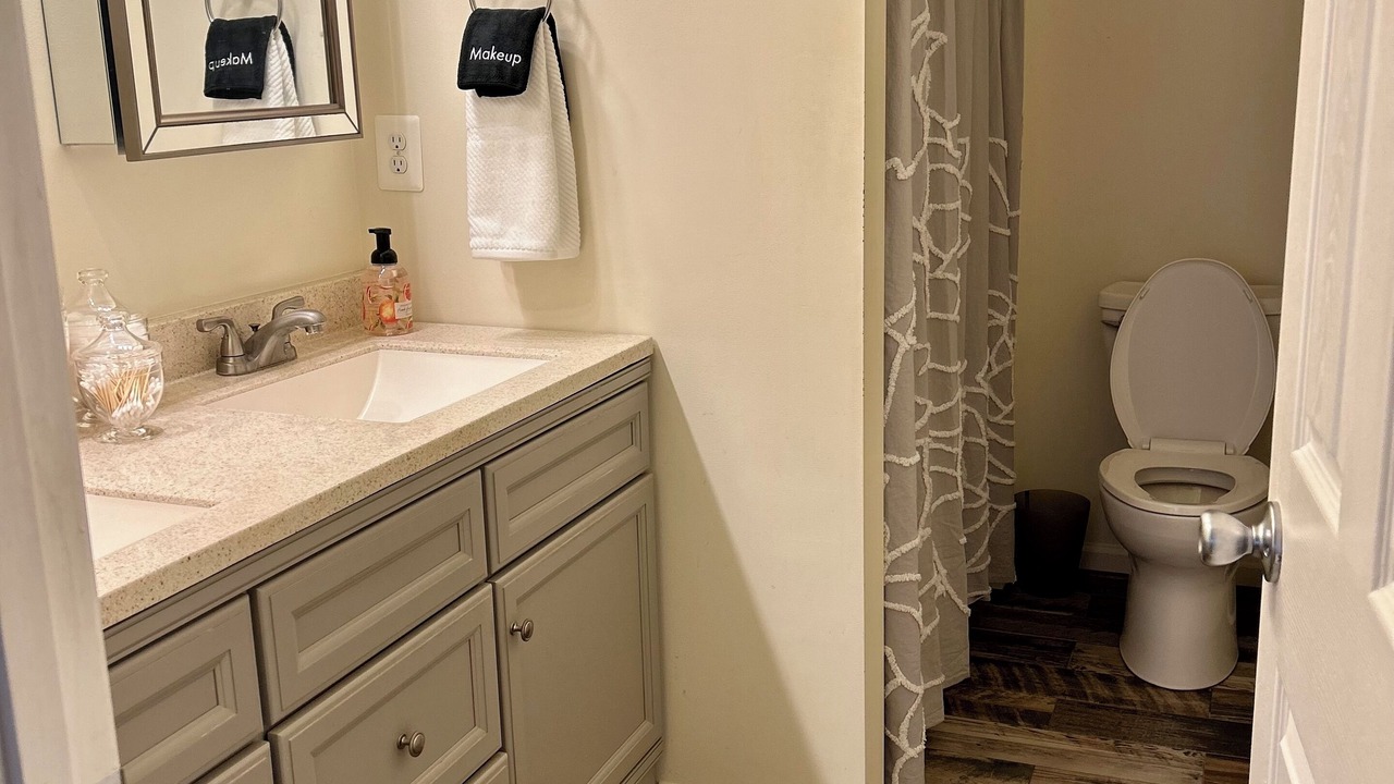 Photo of Bathroom in Shady Side