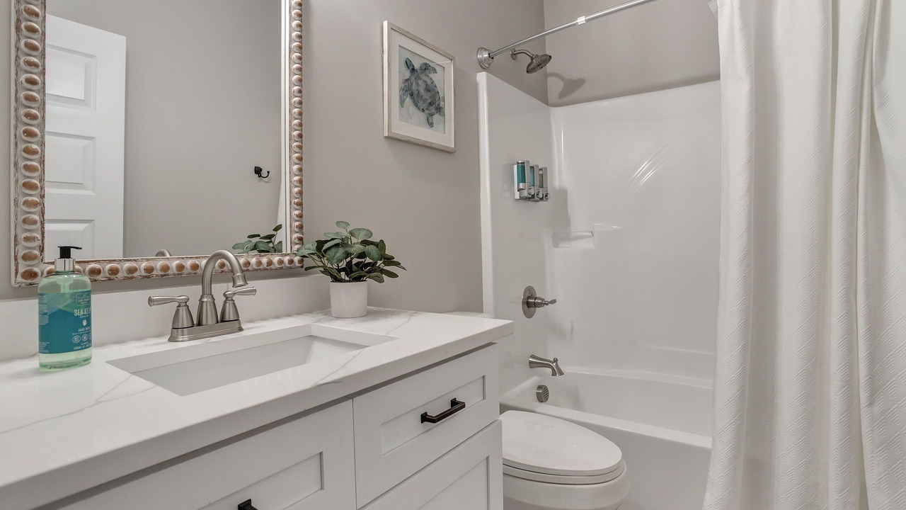 Photo of Bathroom in Waveland