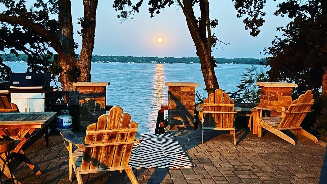 Photo of Outdoor in Litchfield