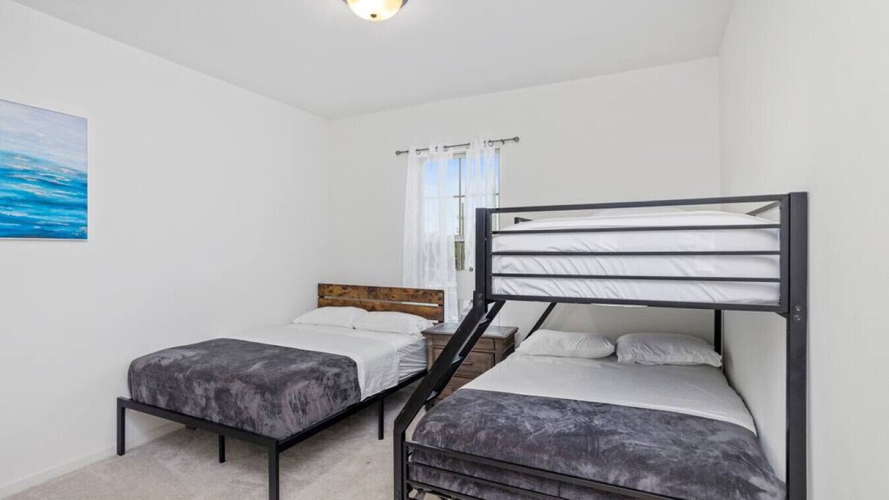 Photo of Bedroom in Highlands - Perkins