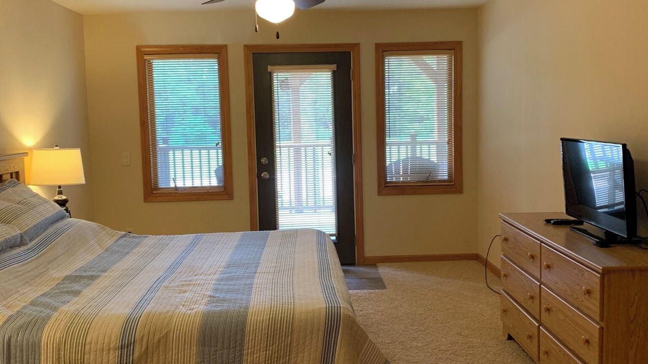 Photo of Bedroom in Arkdale