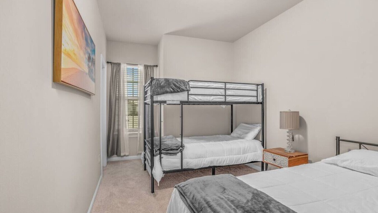 Photo of Bedroom in Highlands - Perkins