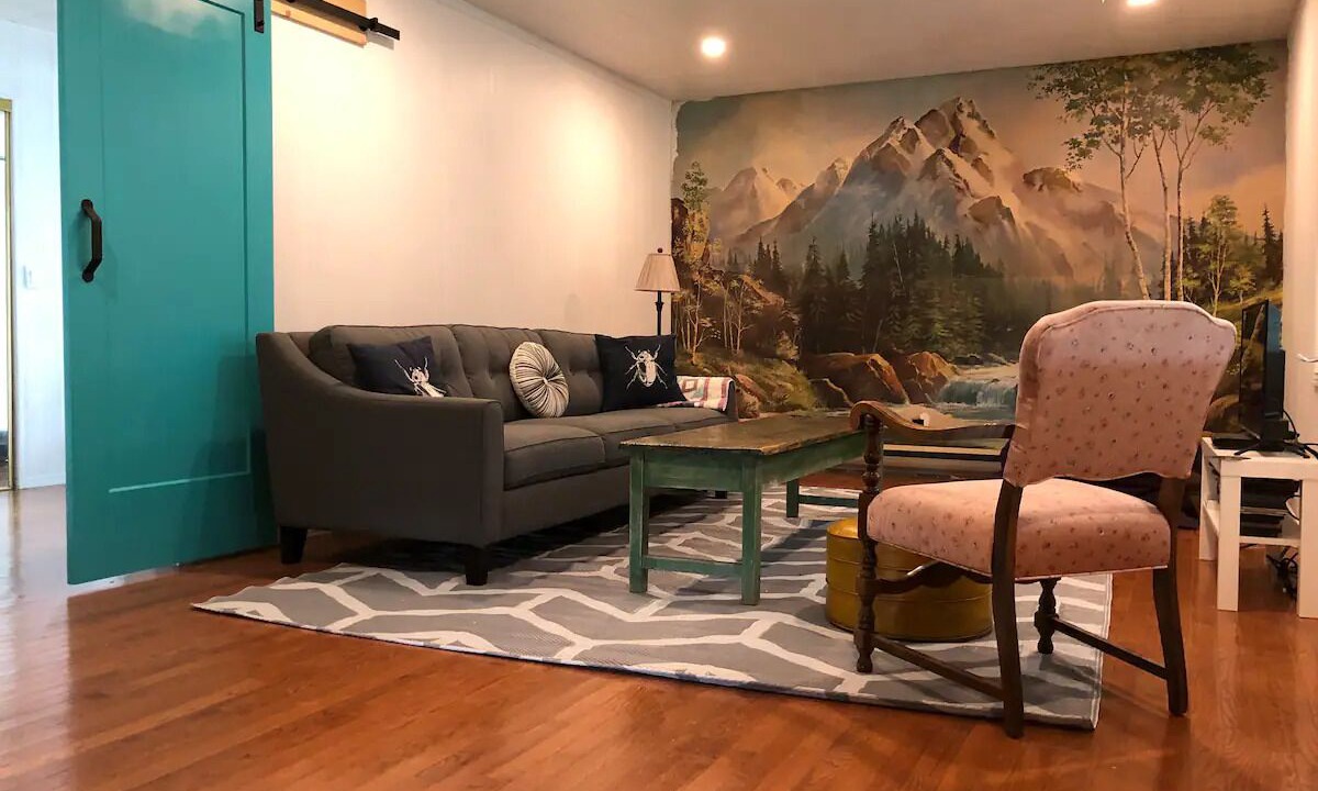 Photo of Livingroom in Prince Edward