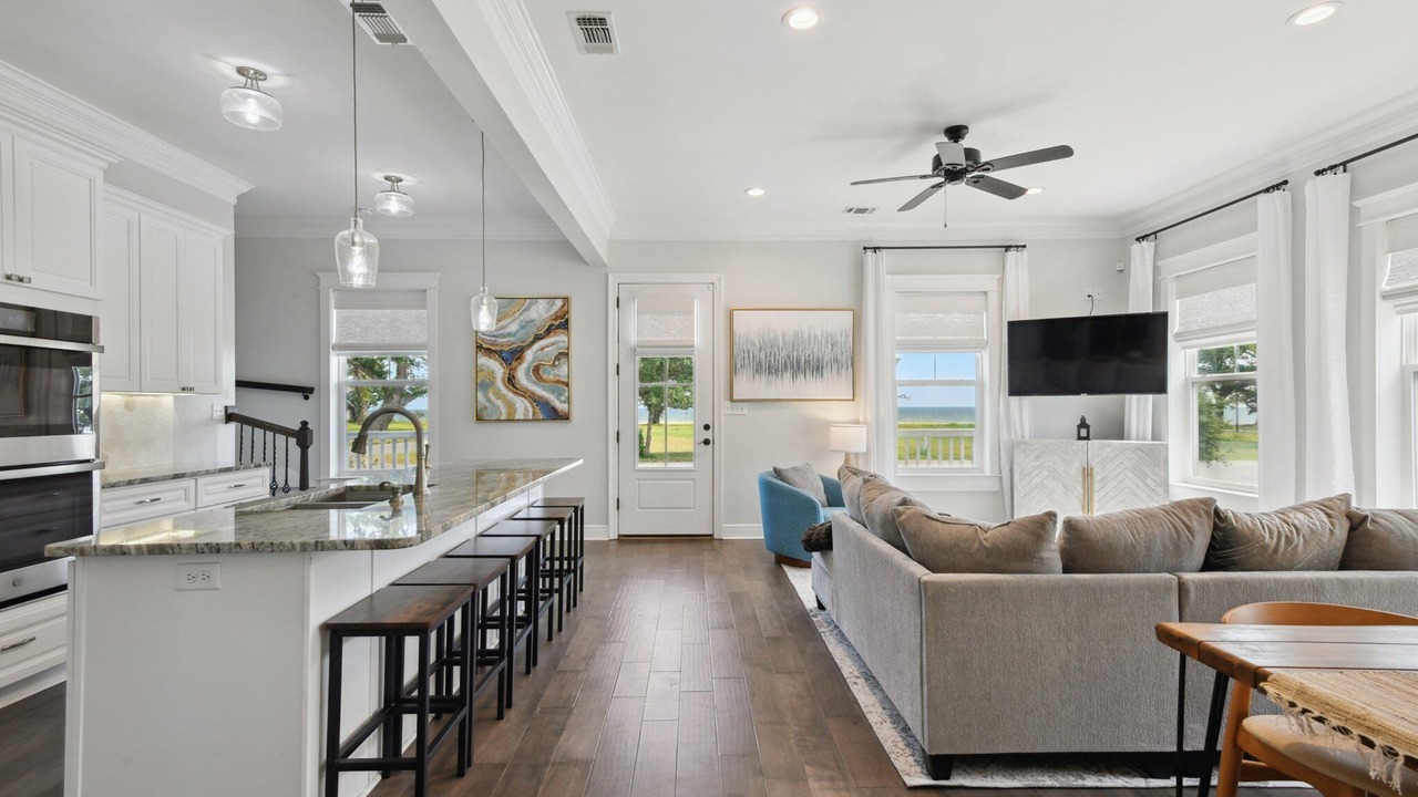 Photo of Bedroom in Gulfport