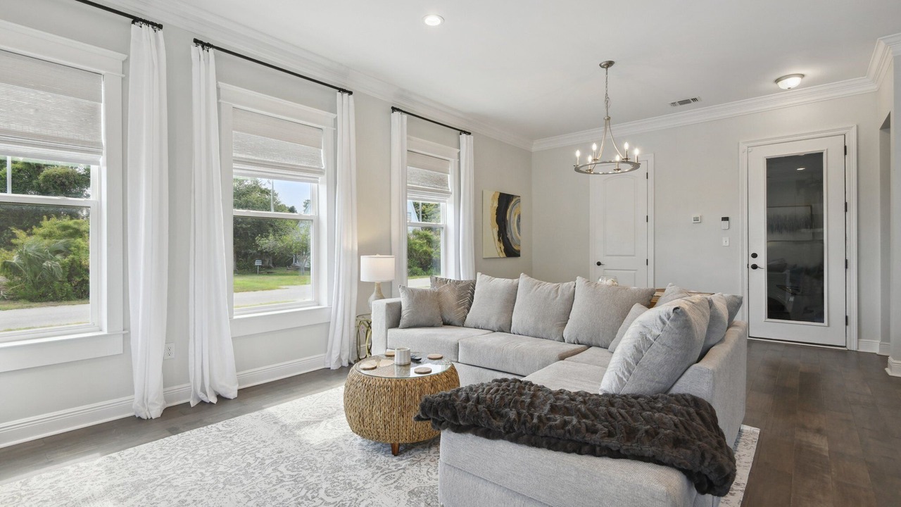 Photo of Livingroom in Gulfport