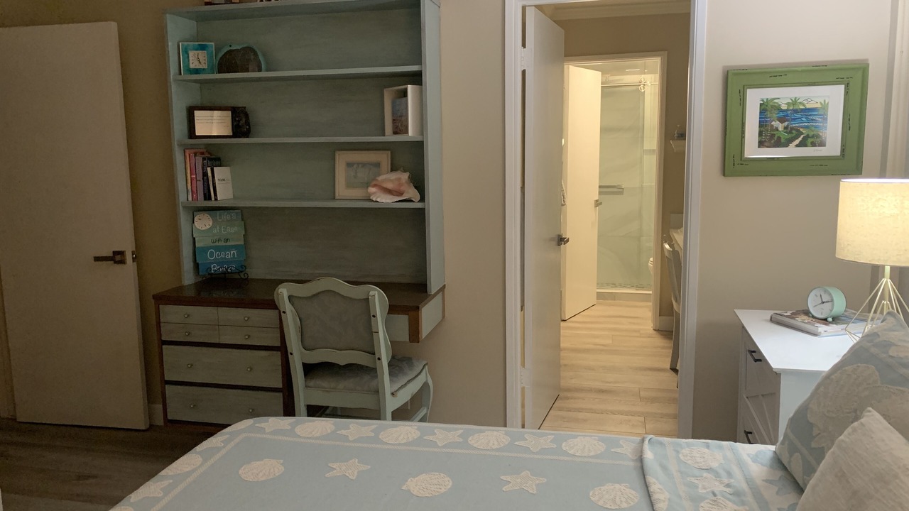Photo of Bathroom in Balboa Peninsula