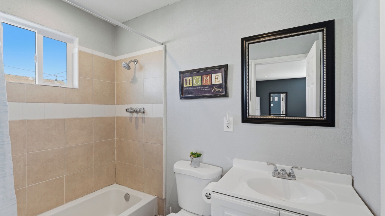 Photo of Bathroom in Port Hueneme
