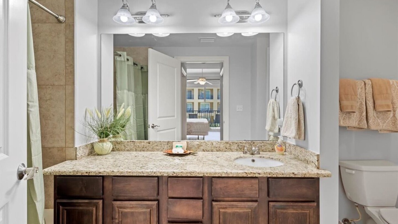 Photo of Bathroom in Henderson Point