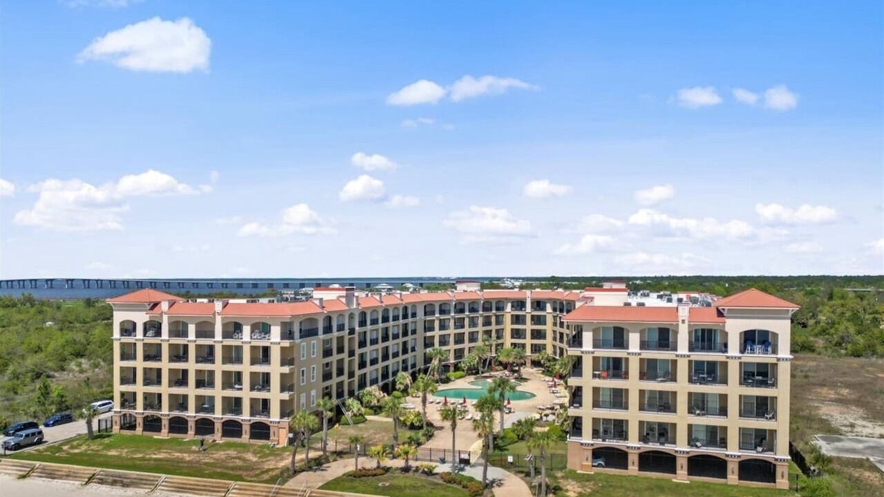 Photo of Outdoor in Henderson Point