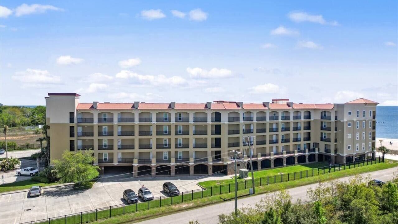 Photo of Outdoor in Henderson Point