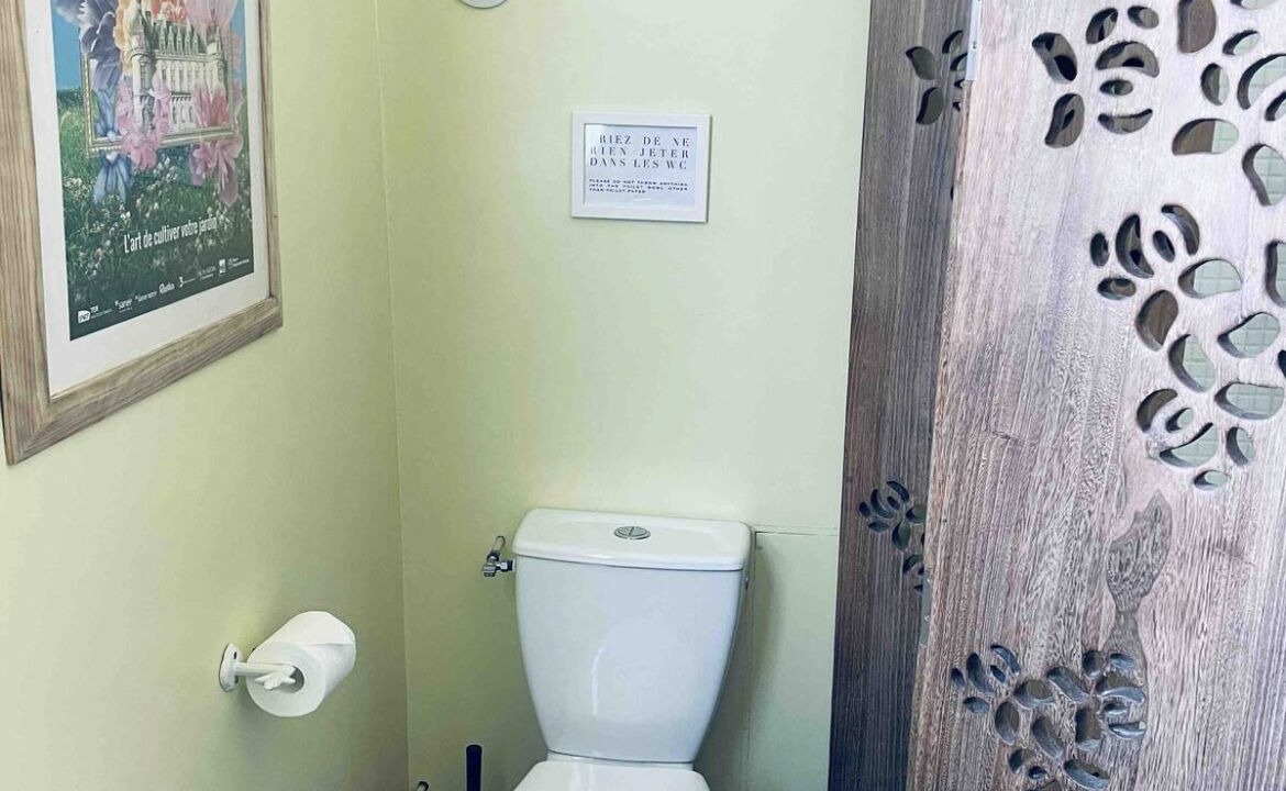 Photo of Bathroom in Lamorlaye