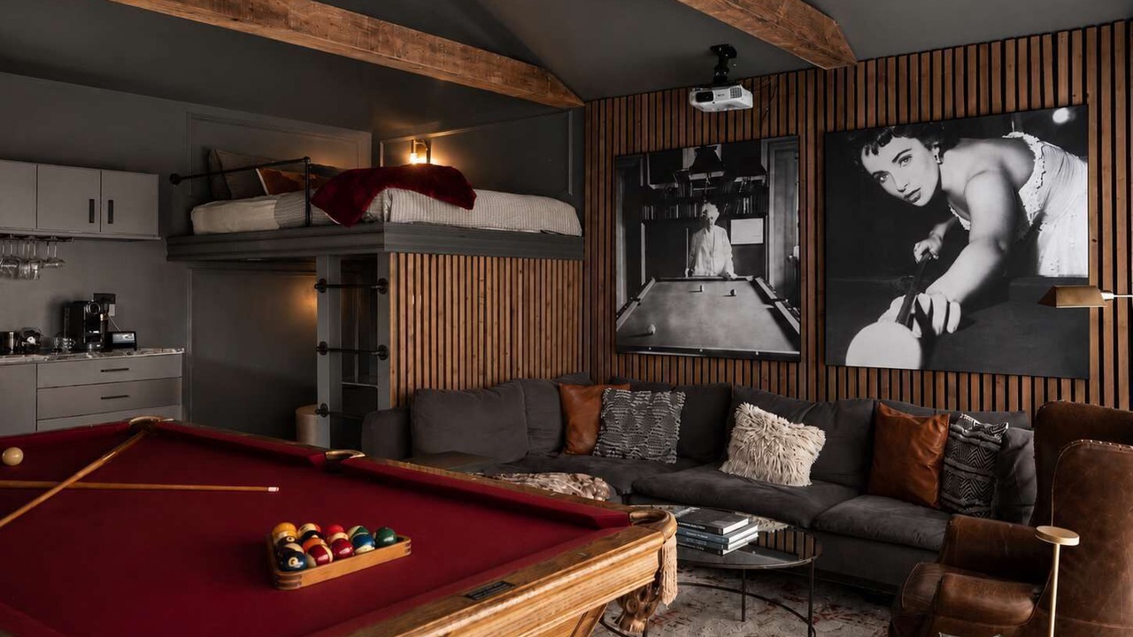 Photo of Livingroom in Laurel Canyon