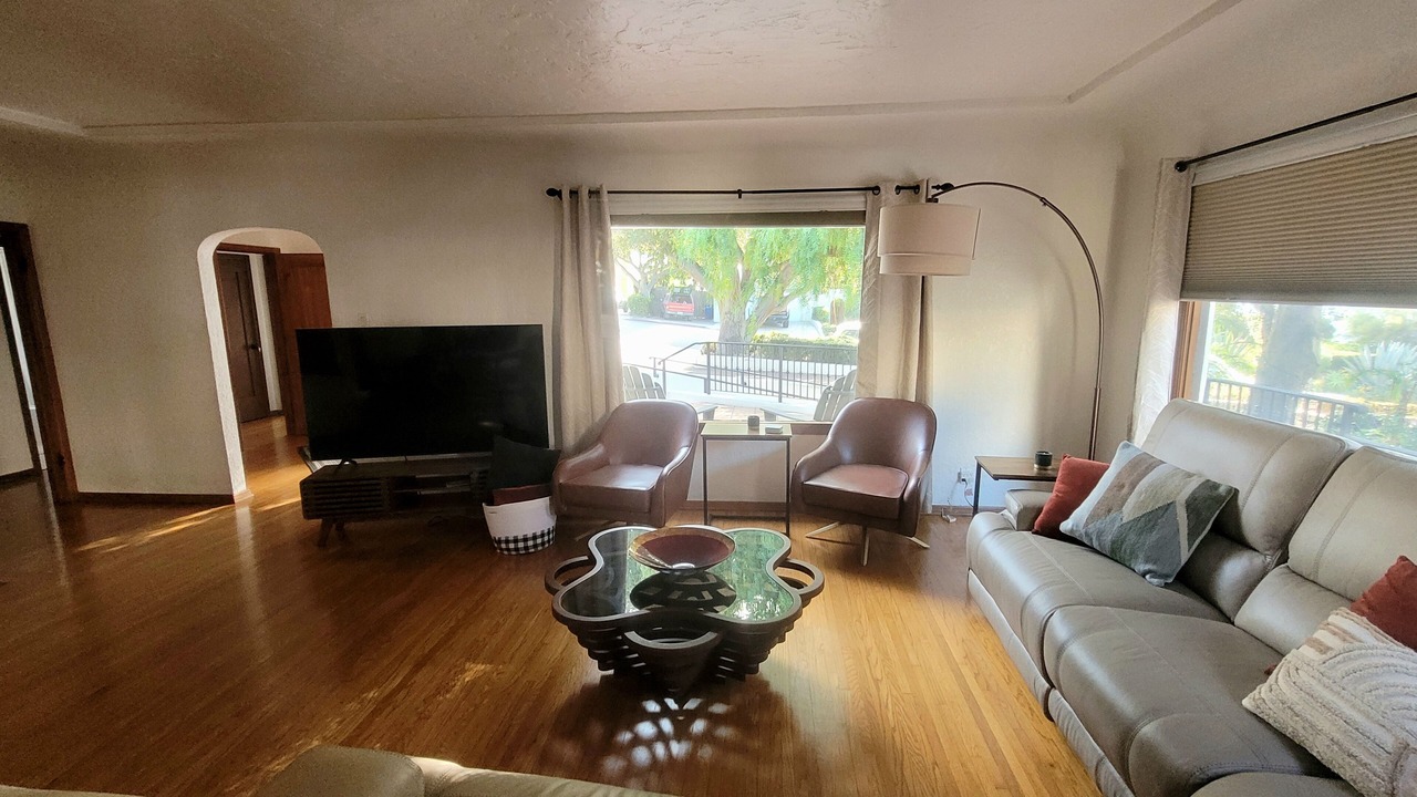 Photo of Livingroom in Ventura