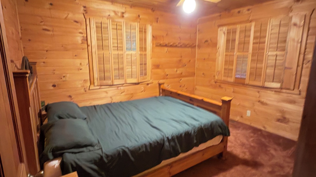 Photo of Bedroom in Reserve