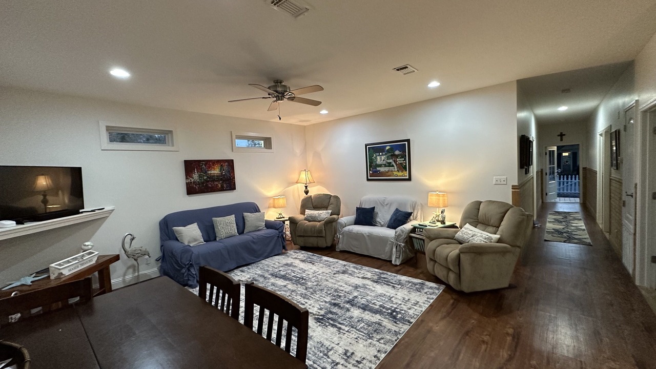 Photo of Livingroom in Old Town
