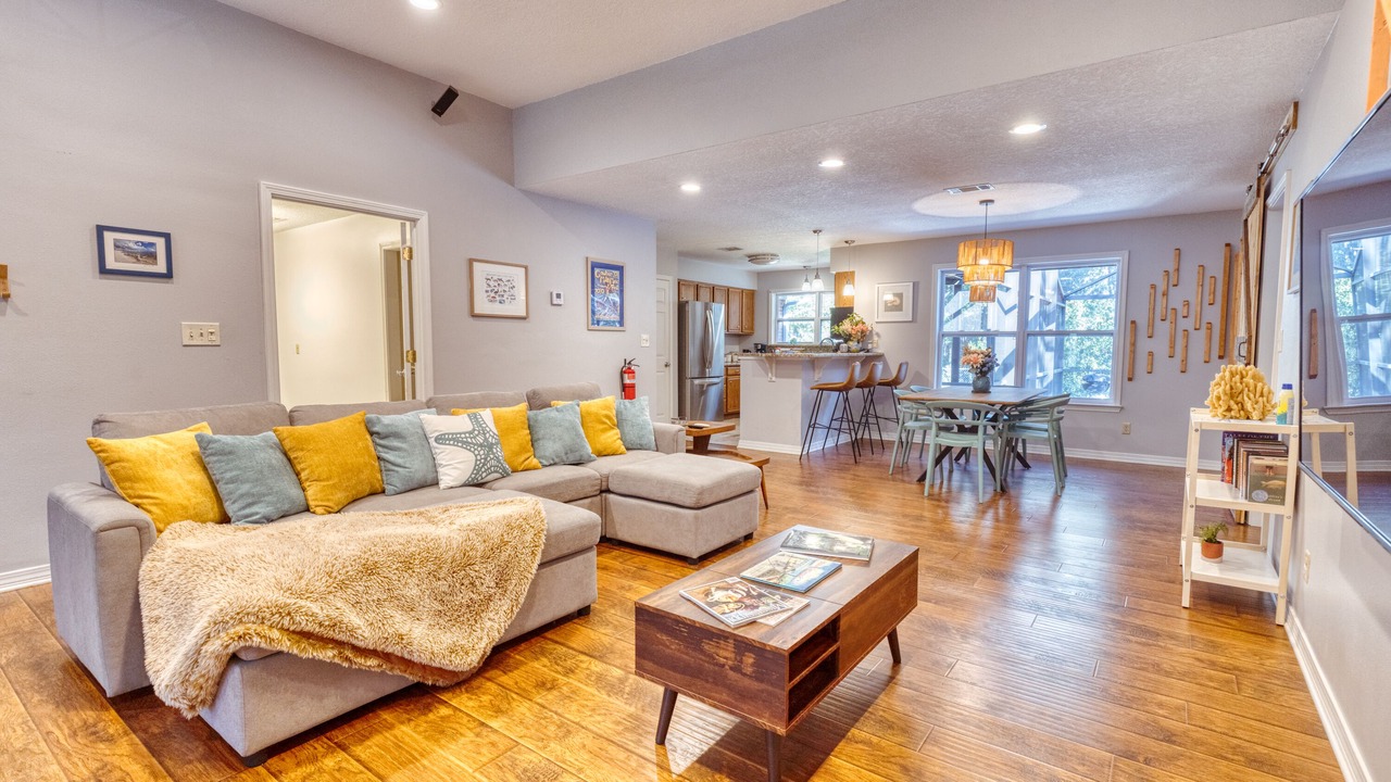 Photo of Bedroom in Ocean Springs