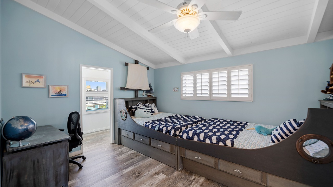 Photo of Bedroom in Silver Strand