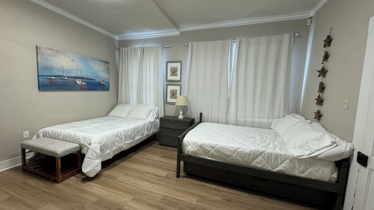 Photo of Bedroom in Ocean Springs