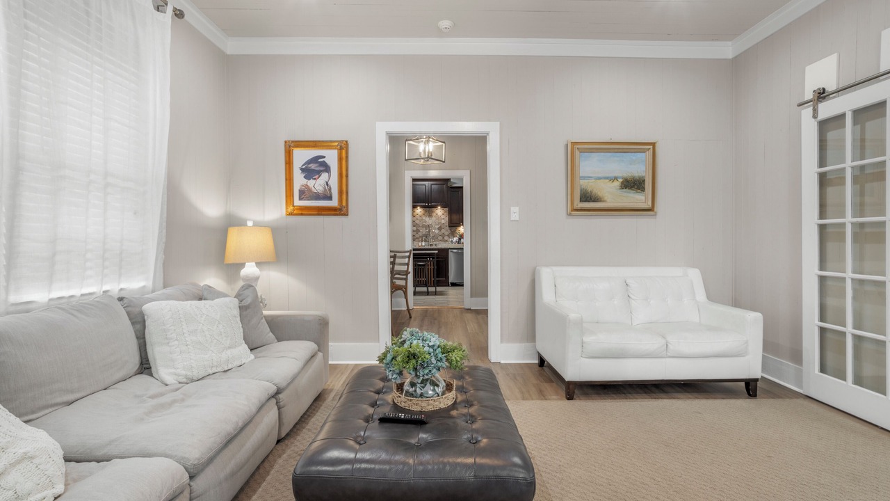 Photo of Livingroom in Ocean Springs