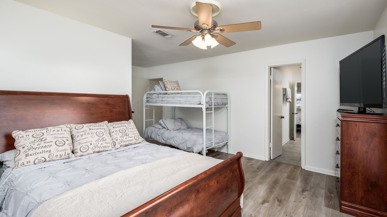 Photo of Bedroom in New Roads