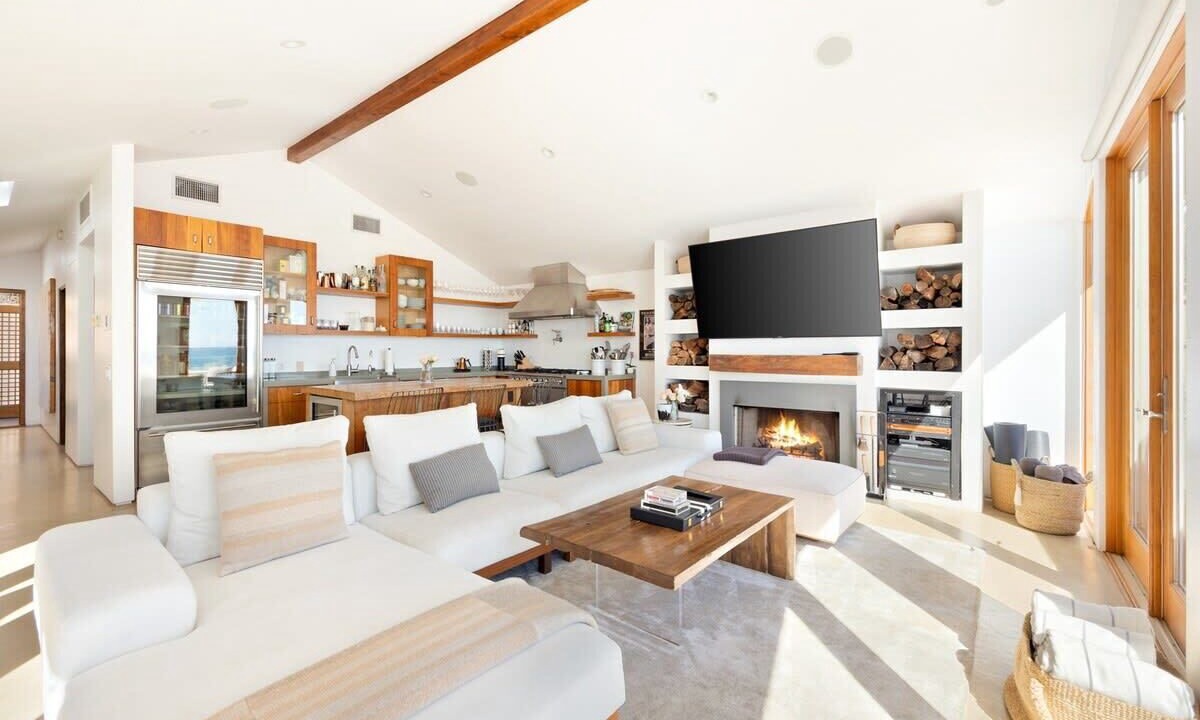 Photo of Others in Central Malibu