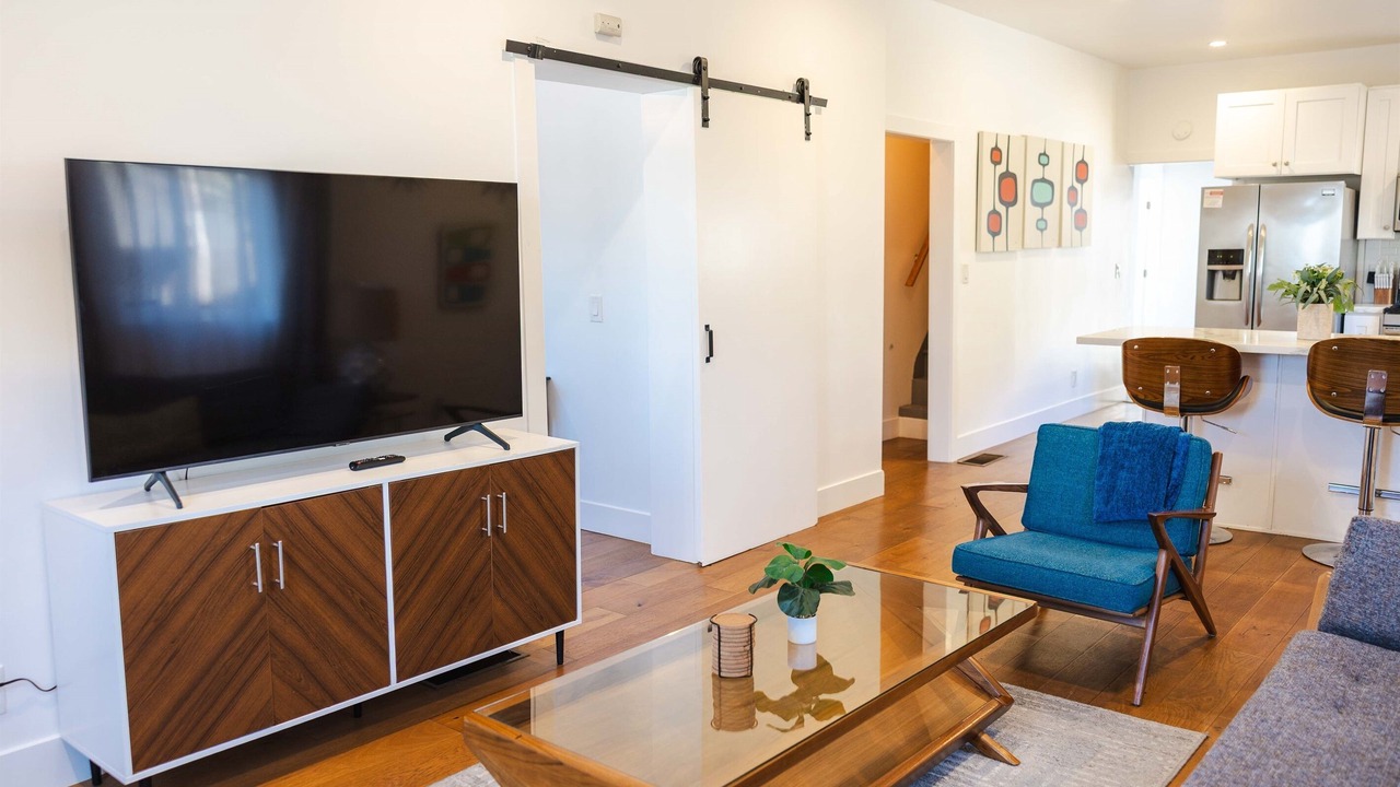 Photo of Bedroom in Downtown Los Angeles
