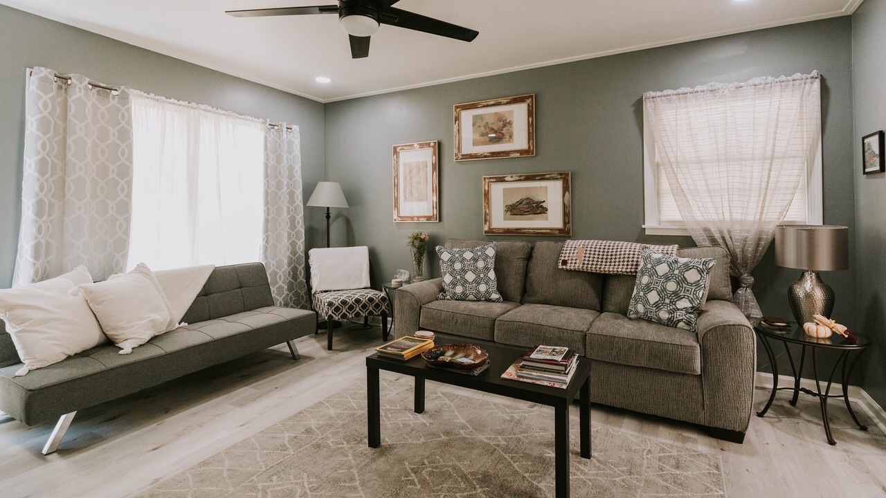 Photo of Livingroom in Ocean Springs