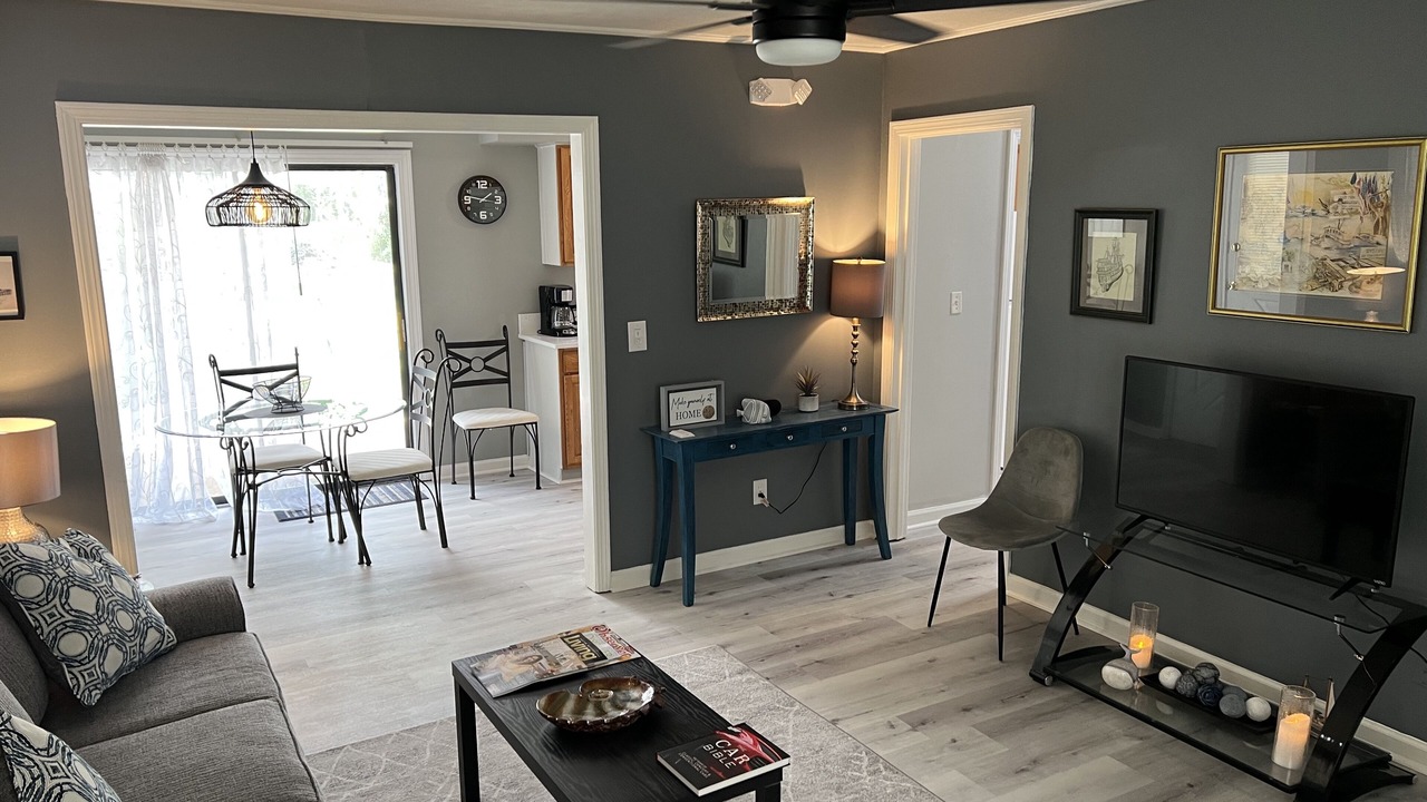 Photo of Bedroom in Ocean Springs