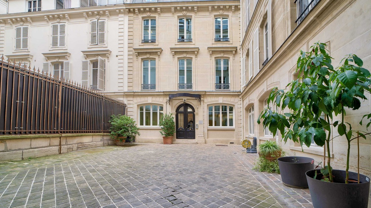 Photo of Outdoor in 8th Arrondissement