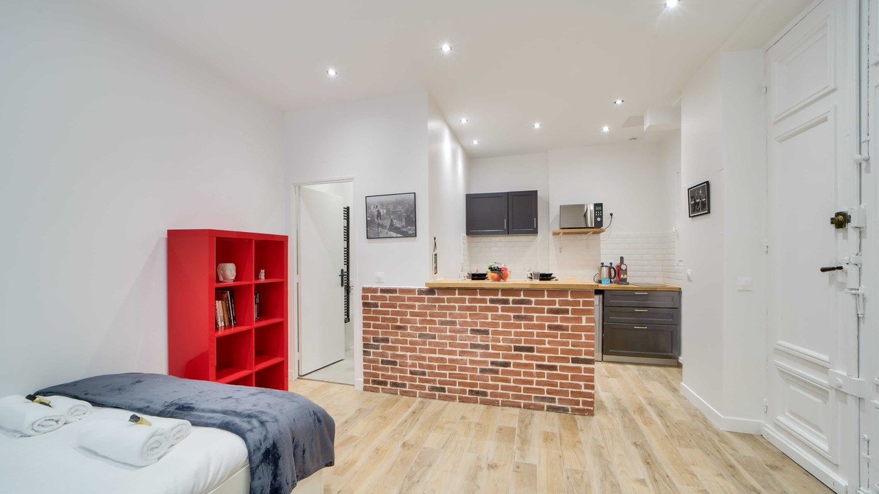 Photo of Bedroom in 8th Arrondissement