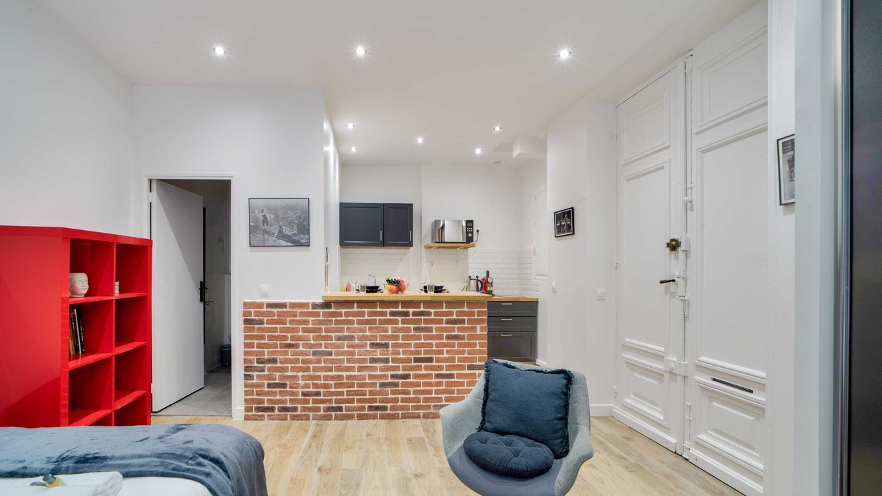 Photo of Bedroom in 8th Arrondissement
