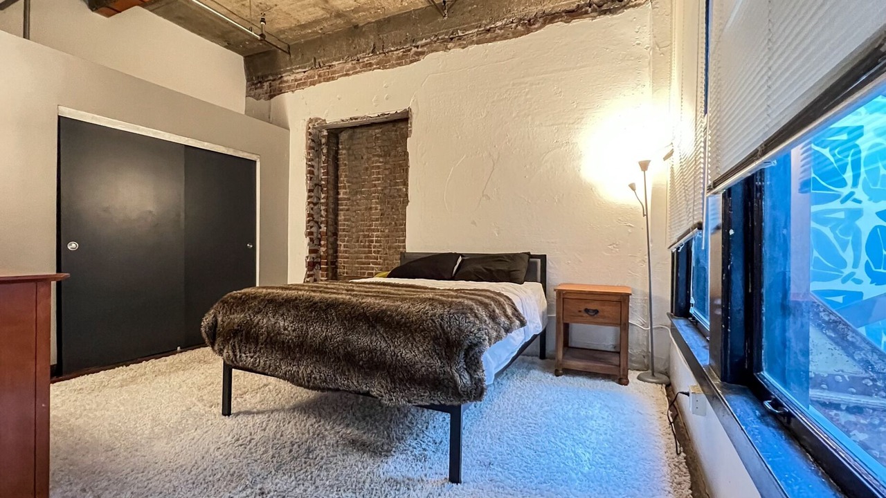Photo of Bedroom in Downtown Los Angeles