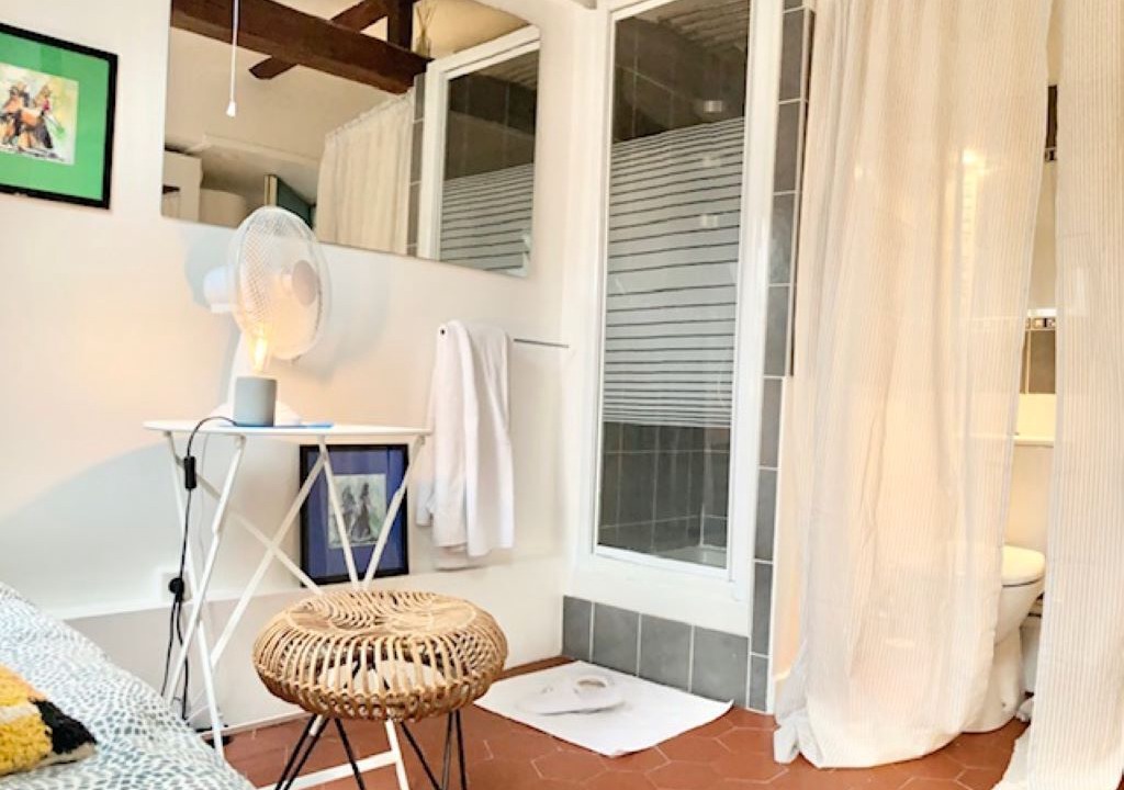 Photo of Bathroom in Enfants-Rouges