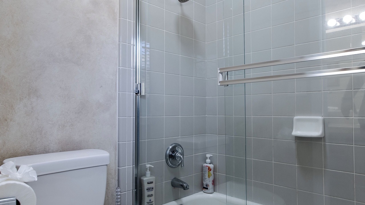 Photo of Bathroom in Rosedale