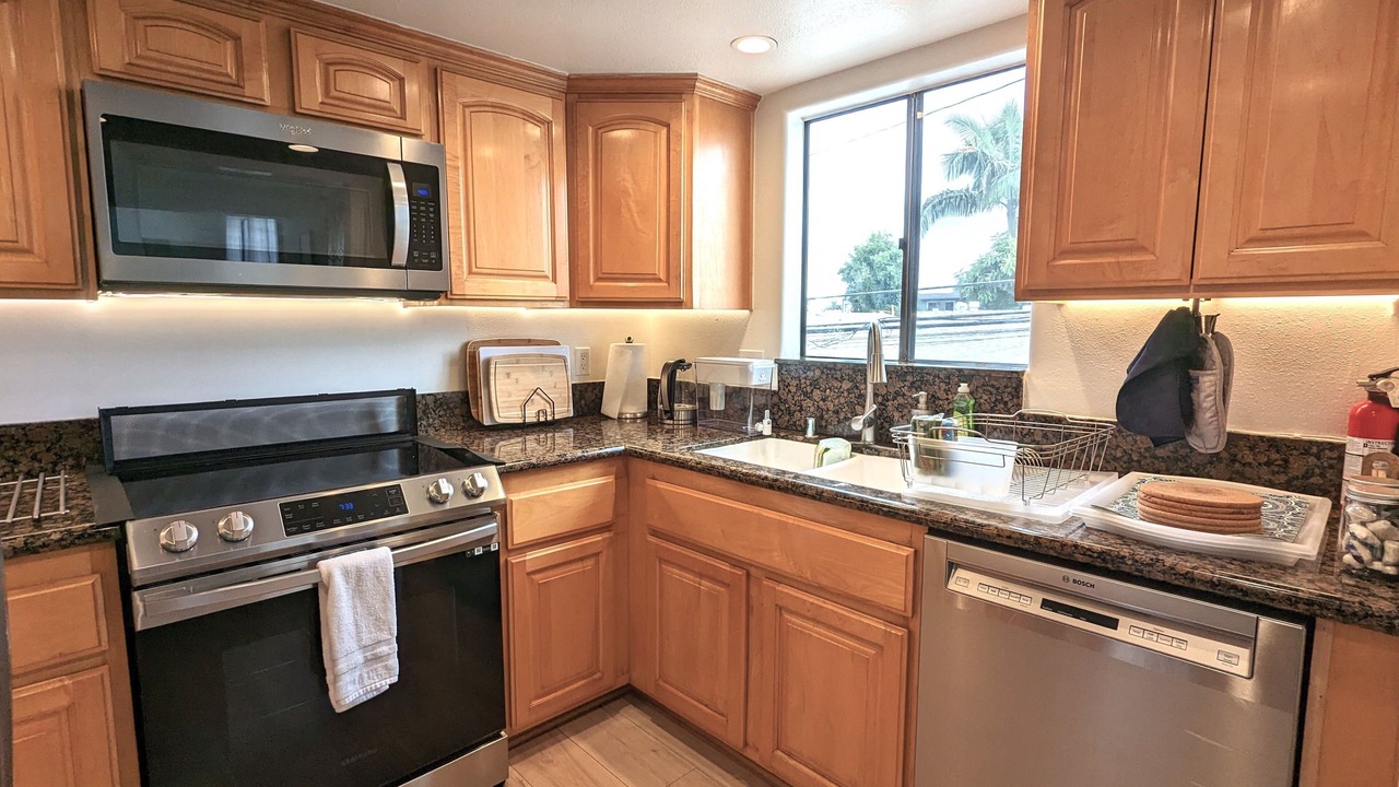 Photo of Kitchen in Alamitos Beach