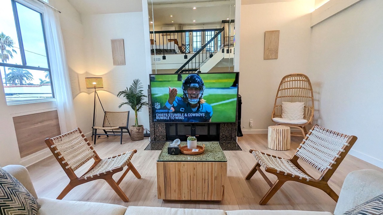 Photo of Livingroom in Alamitos Beach