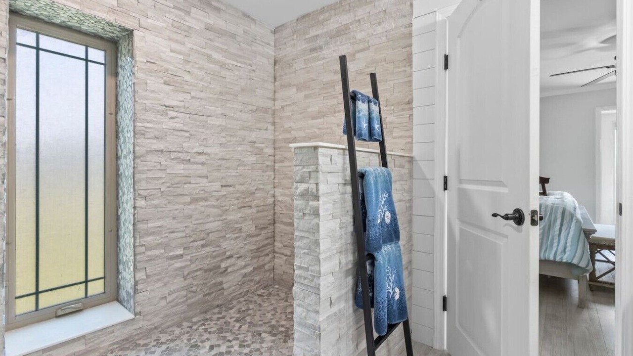 Photo of Bedroom in Biloxi