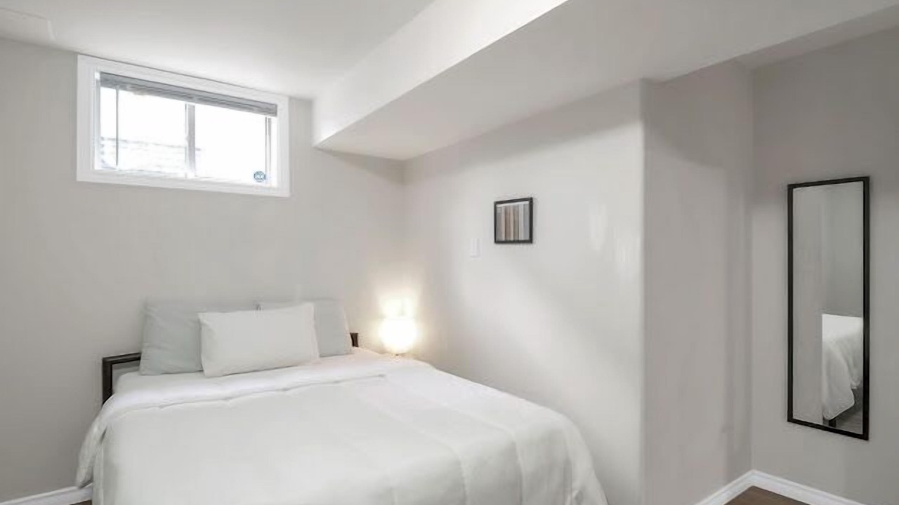 Photo of Bedroom in Belleville
