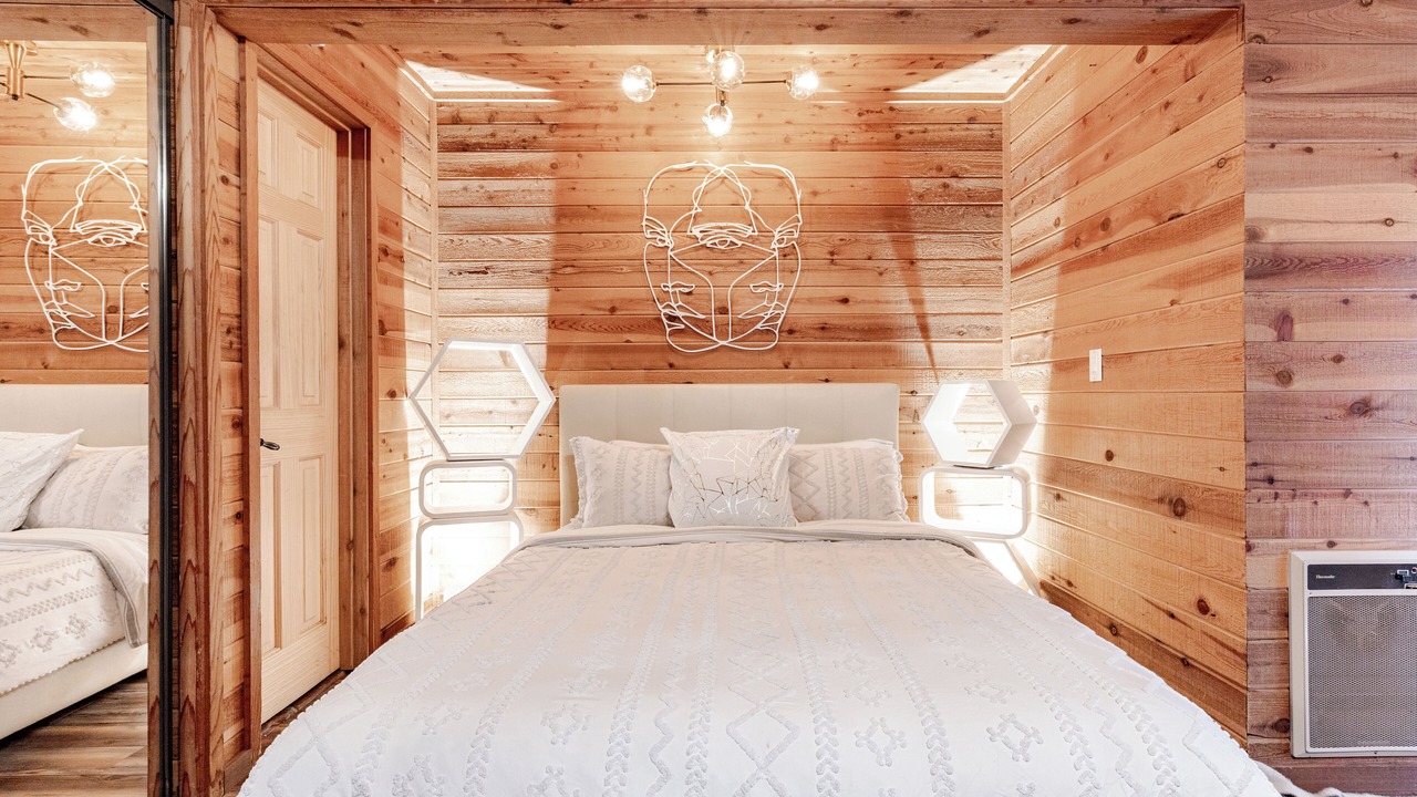 Photo of Bedroom in Idyllwild
