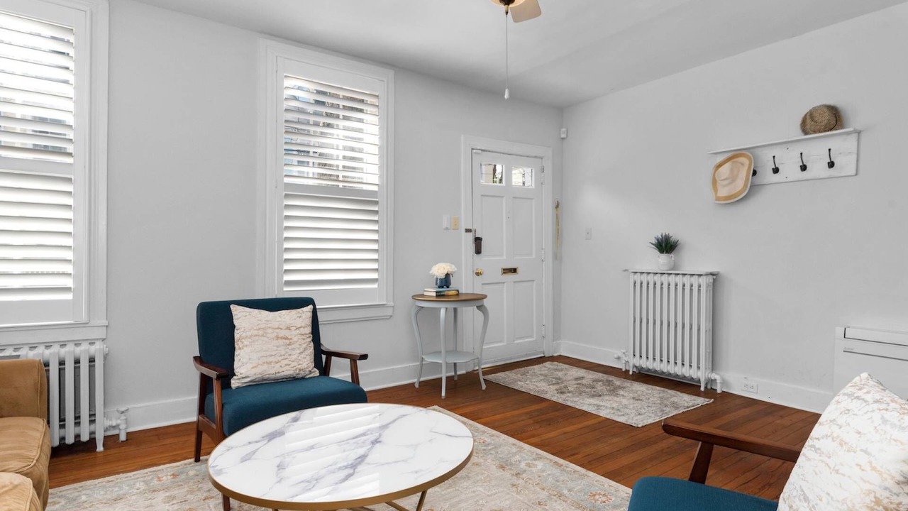 Photo of Bedroom in Historic District