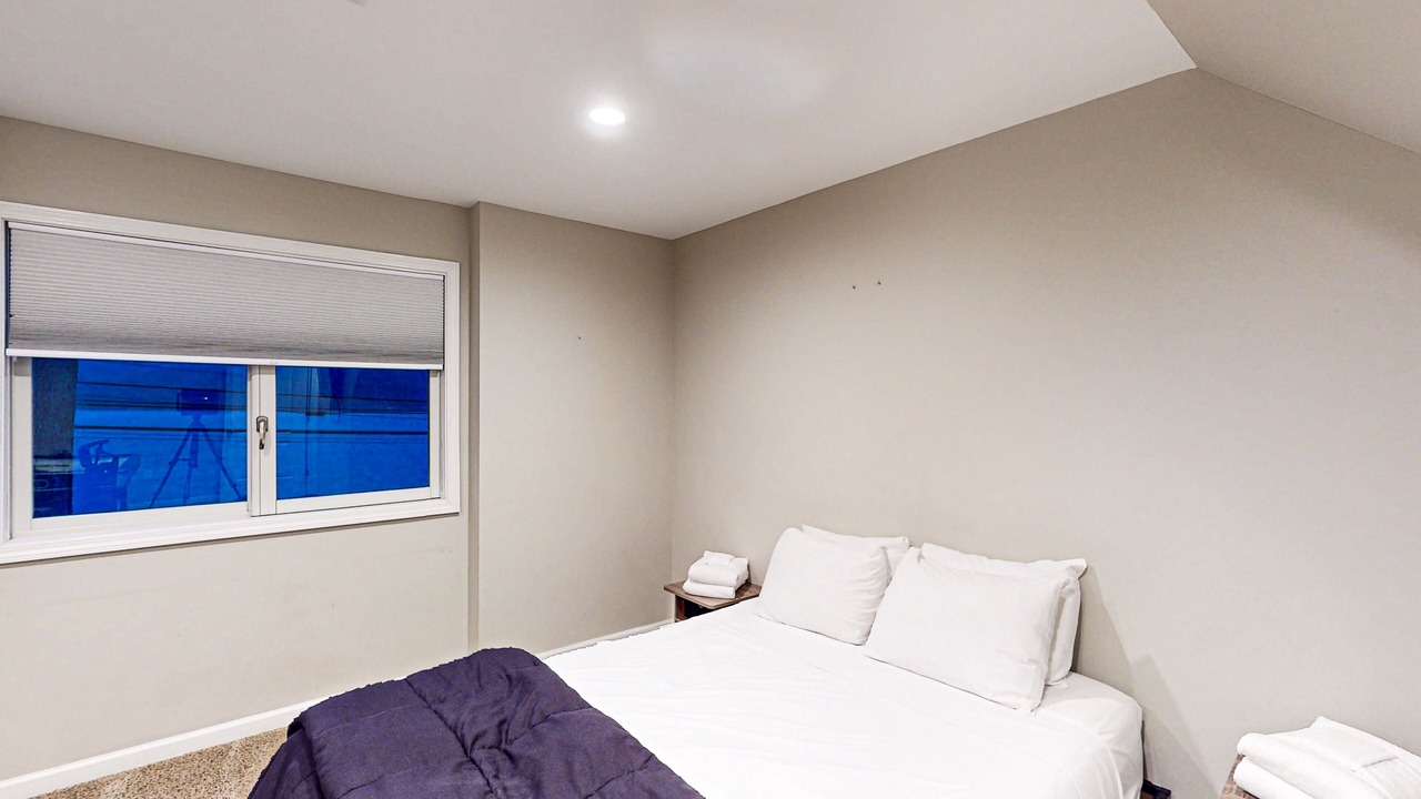 Photo of Bedroom in Mountainside