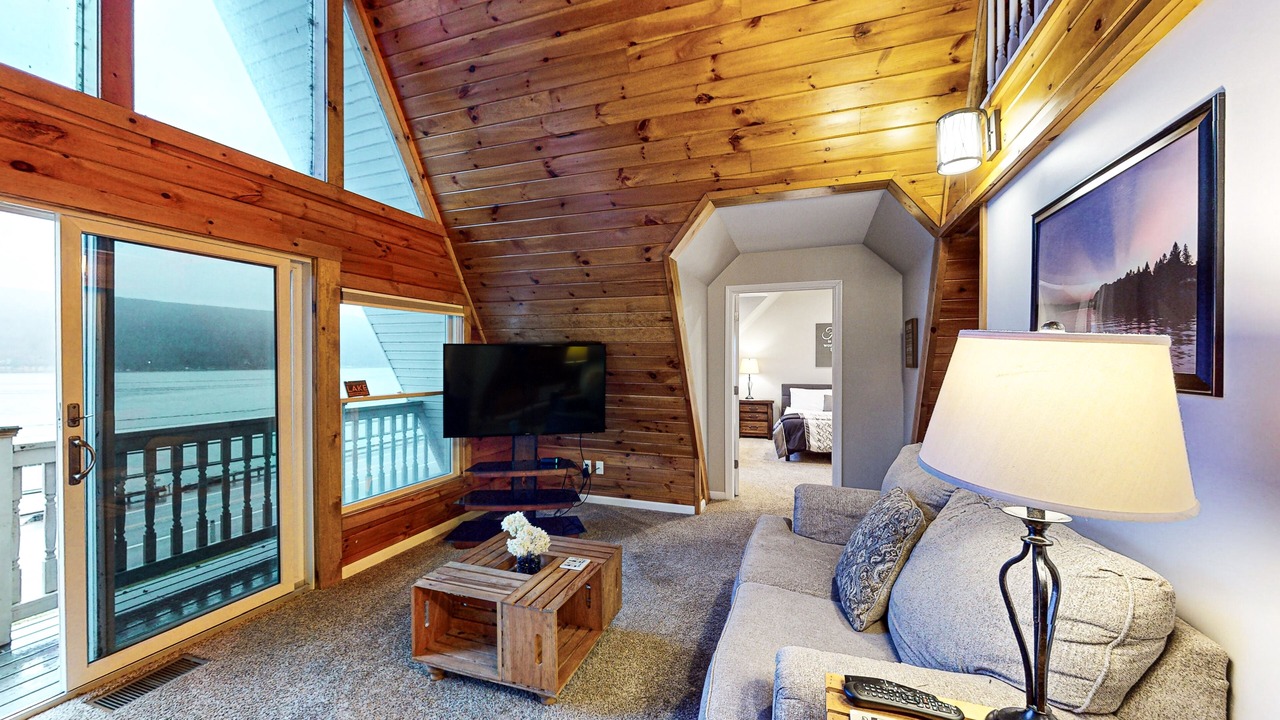 Photo of Livingroom in Mountainside