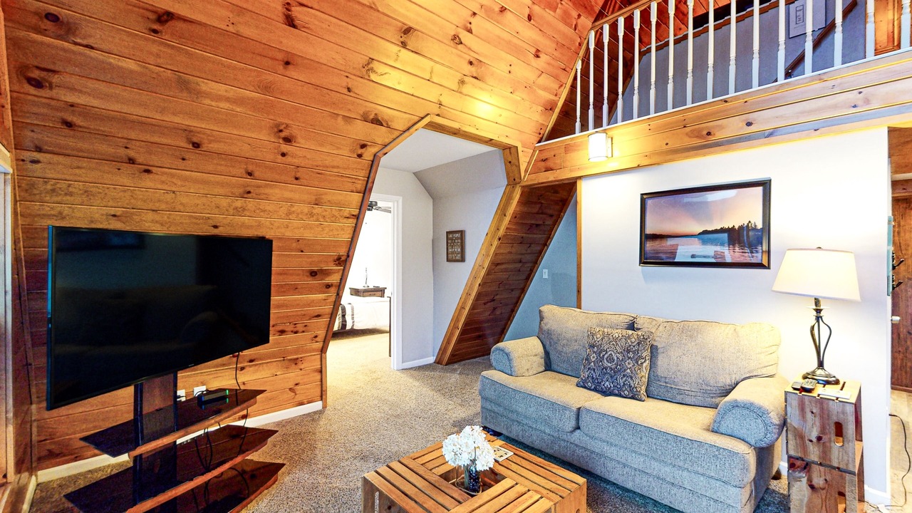 Photo of Livingroom in Mountainside