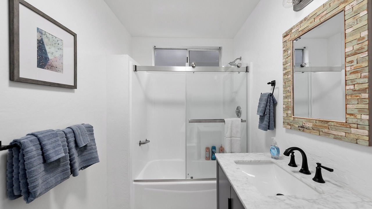 Photo of Bathroom in Pierpont Bay